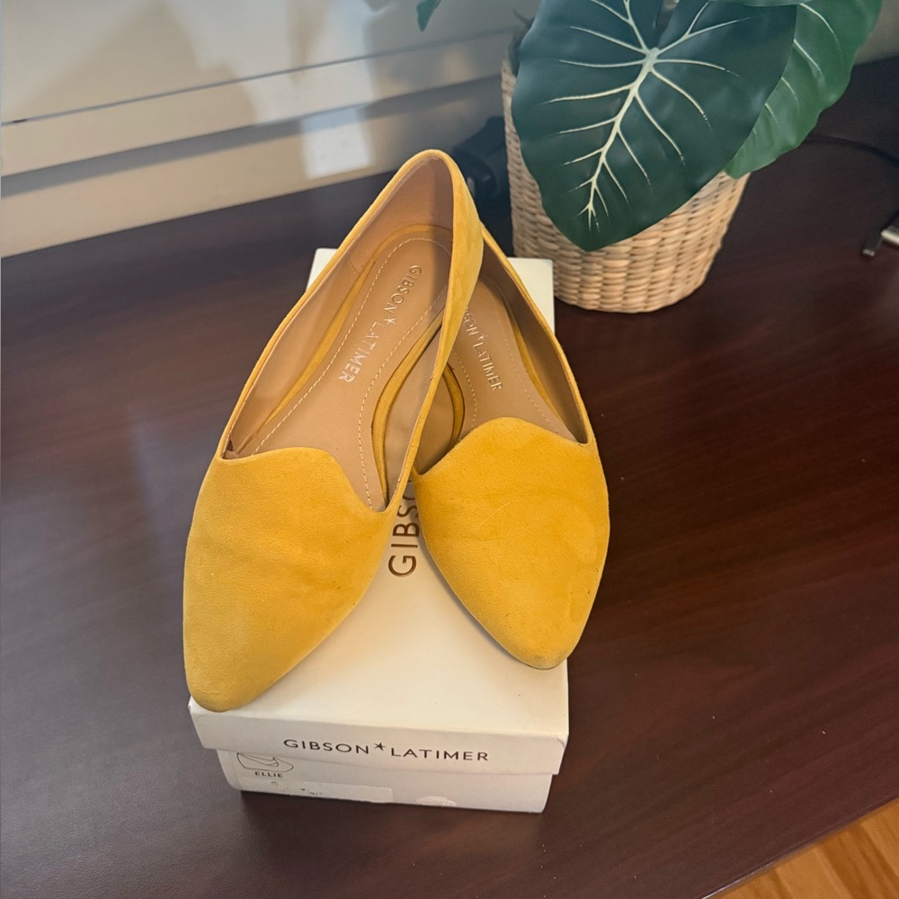 Gibson Latimer Mustard Yellow Flats Size 7.5